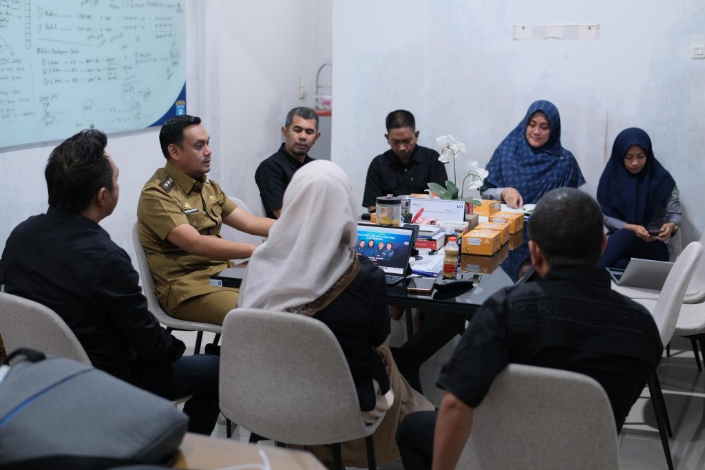 Wawali Hermanto Lakukan Studi Banding Penerapan E-Parking di Perumda Parkir Makassar