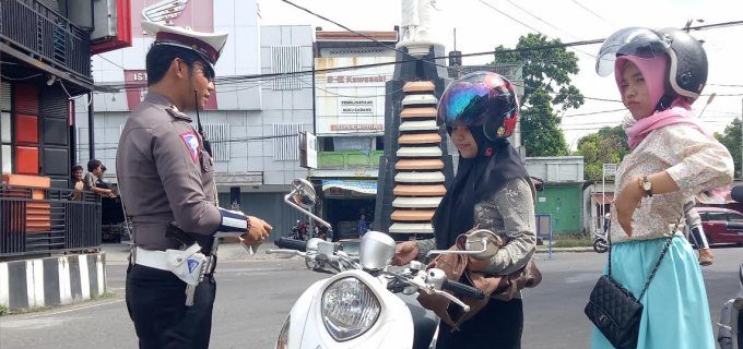 Ilutrasi Operasi Patuh