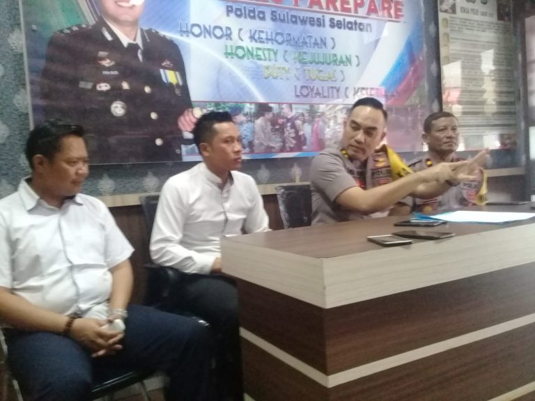 88b1d717-65df-4f70-a96f-95f1853dcda8