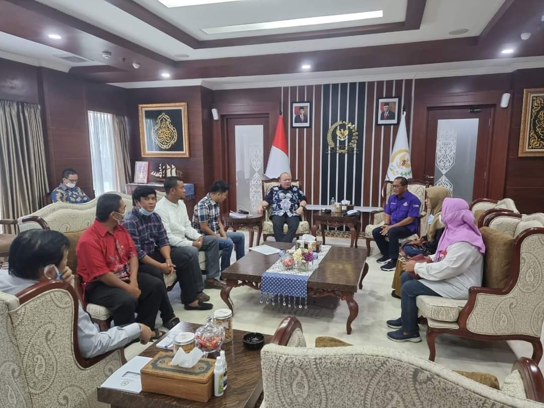 FB_IMG_1649565229475