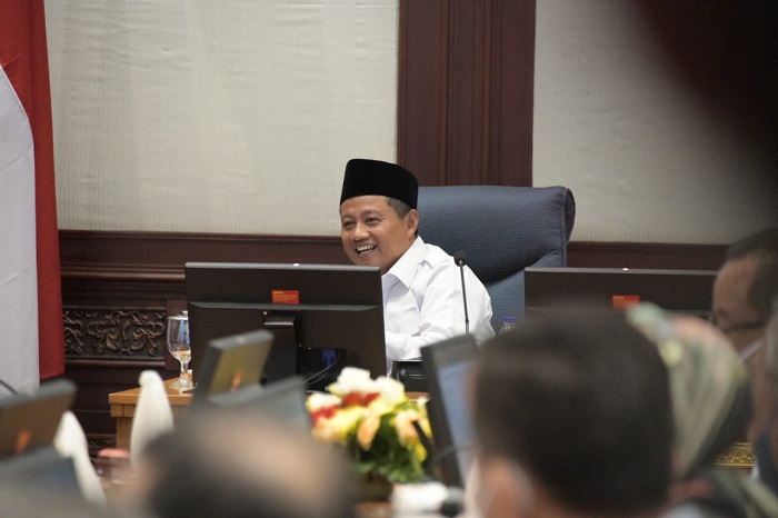 11dbc9f5b00092248d8c30fa7bd042605c7a3bbc4a7929108a91cb1d44f7b4e8.0