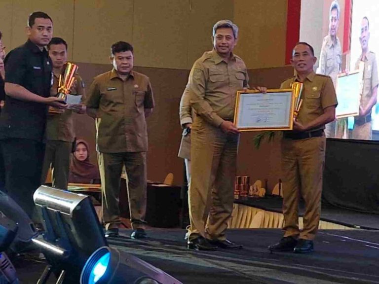 Ajang Penghargaan Pembangunan Daerah, Parepare Raih Juara Pertama se Sulsel