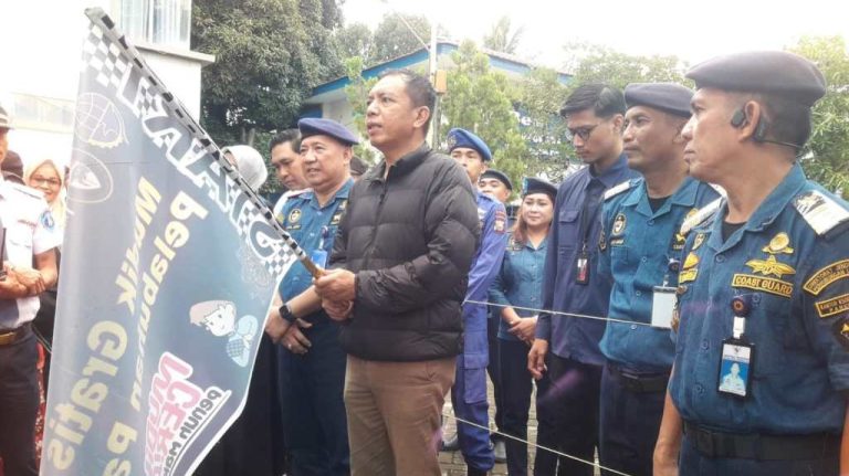 Pj Wali Kota Akbar Ali Bersama Otoritatas Pelabuhan Lepas Penumpang Arus Balik