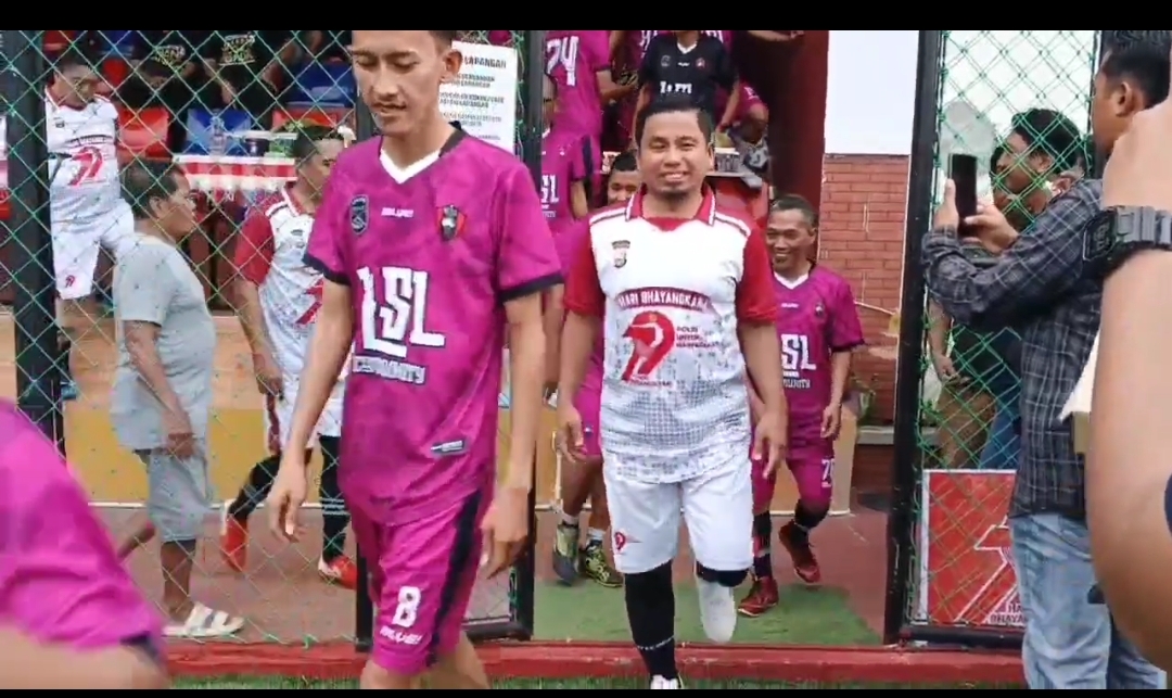 Screenshot_2025-06-23-19-43-47-808_com.whatsapp-edit